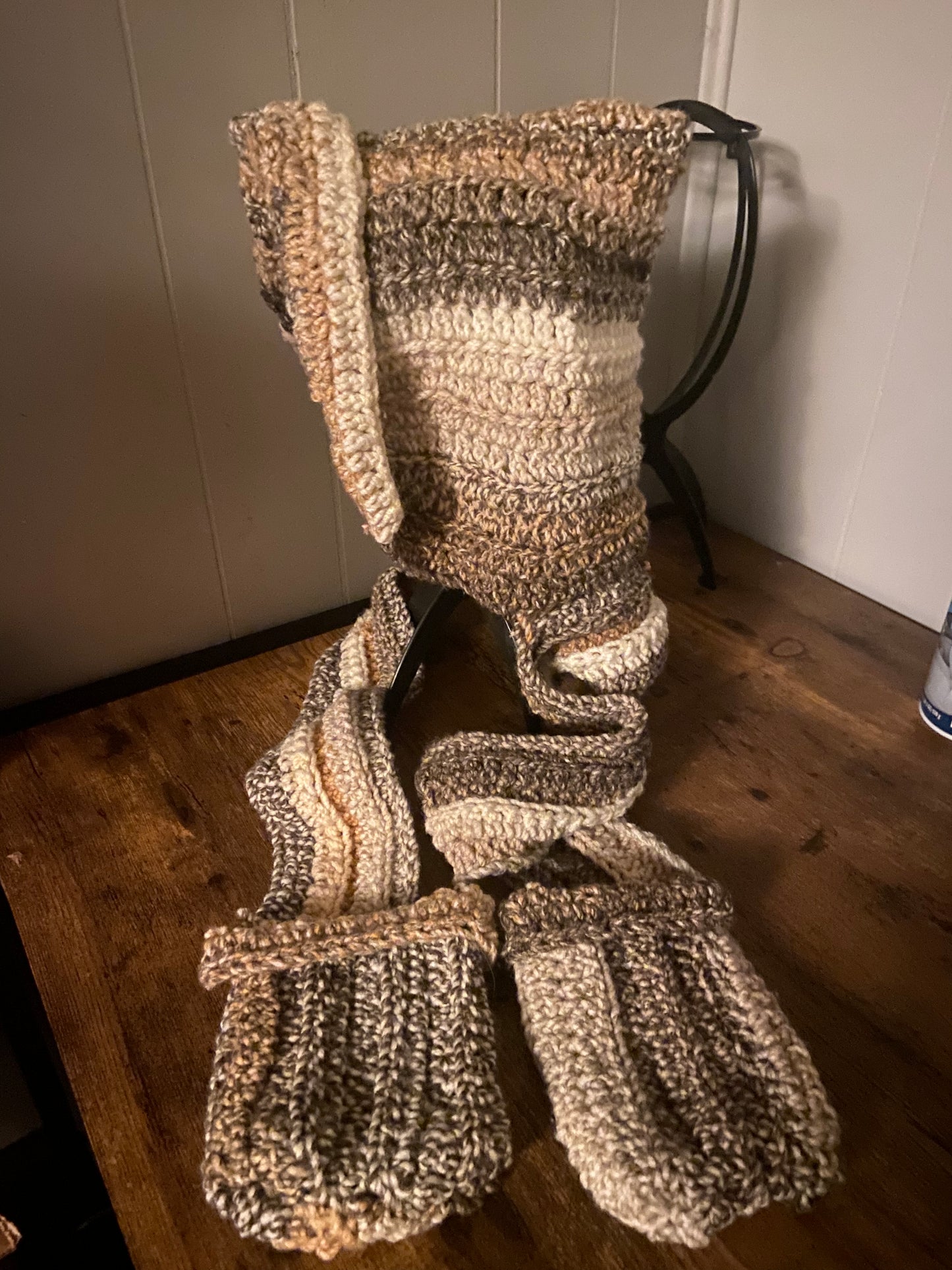 Eternity hoodie scarf w/ pockets